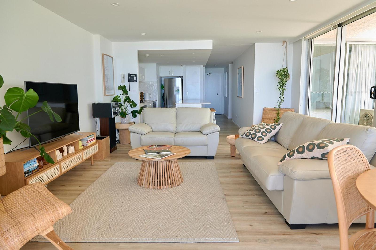 Foreshore Beachfront Apartments Gold Coast Exterior photo