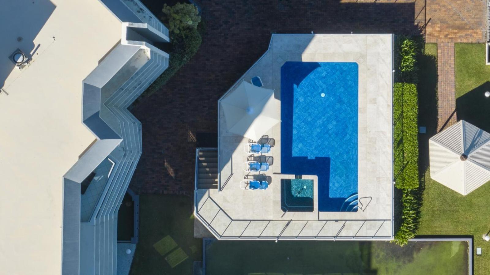 Foreshore Beachfront Apartments Gold Coast Exterior photo